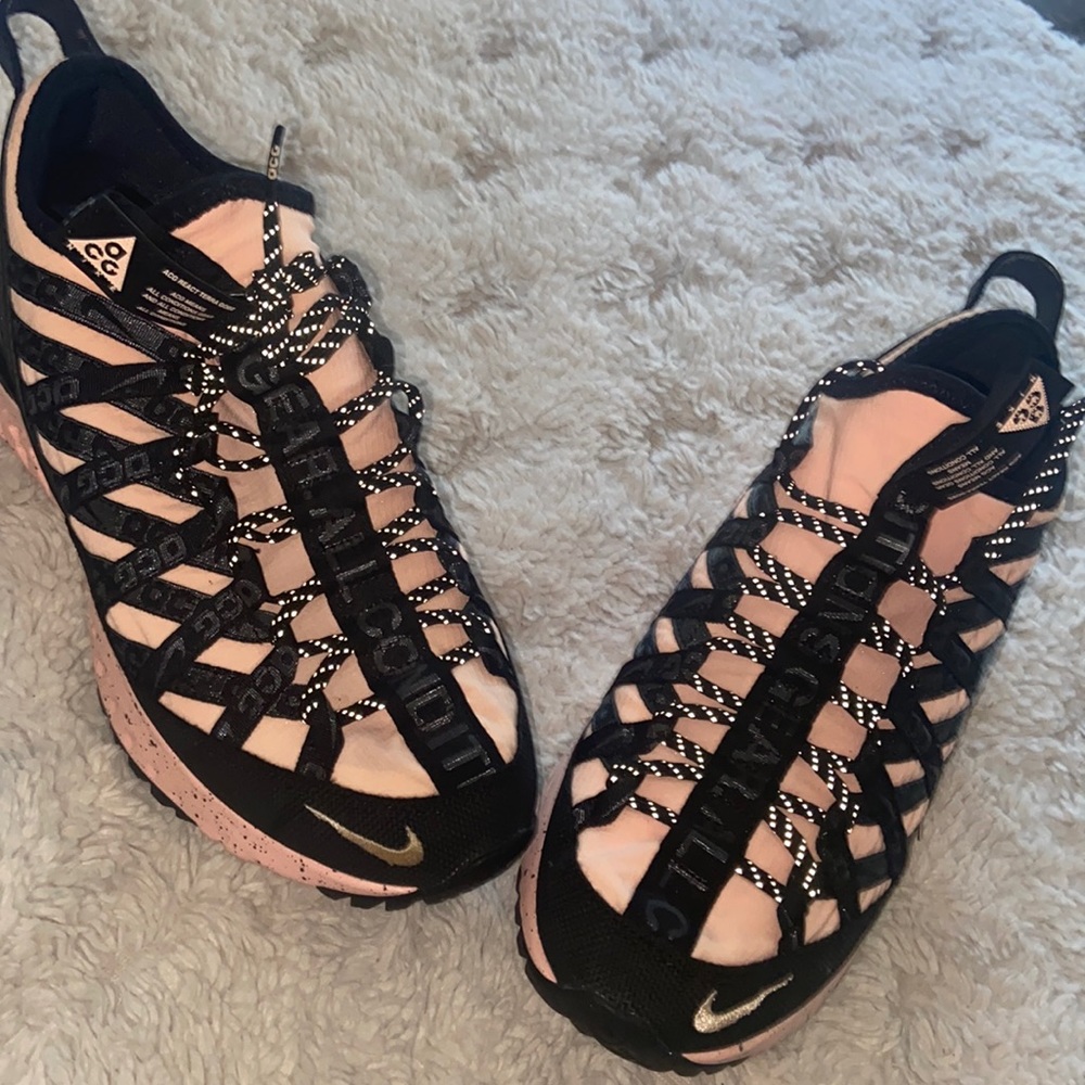 Brand new Nike ACG shoes